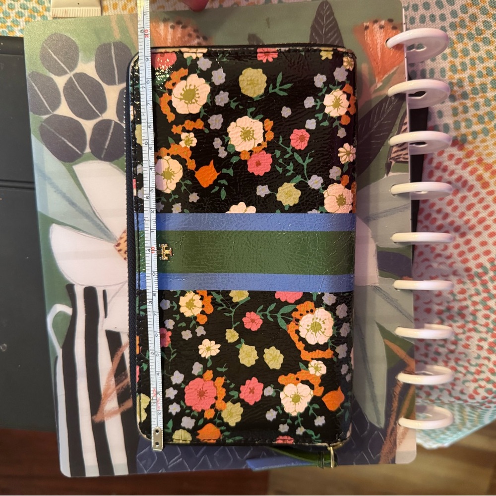 TORY BURCH Vilette Floral Zip Continental Wallet, Multicolor - Picture 7 of 12